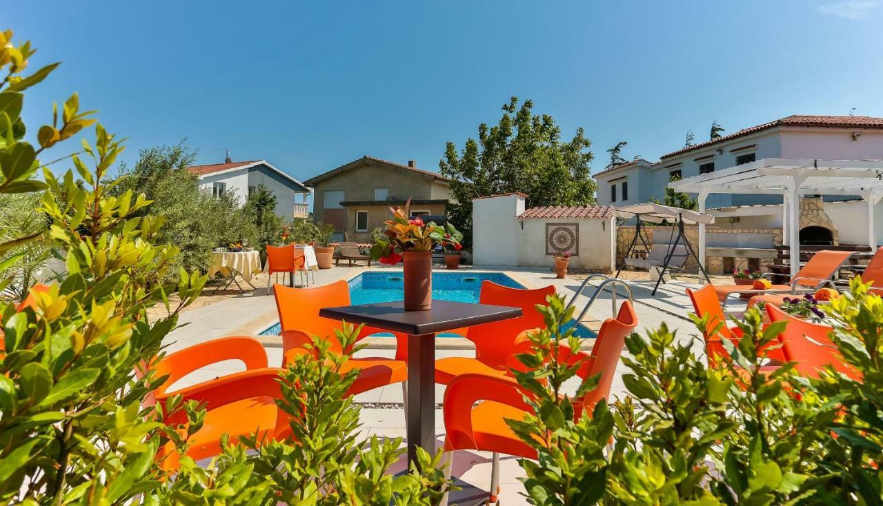 Apartments Dora Victoria Dream Medulin Exterior photo